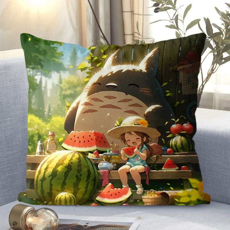 龙猫抱枕宫崎骏漫画周边同款卡通治愈可爱床头靠垫学生日礼物枕头