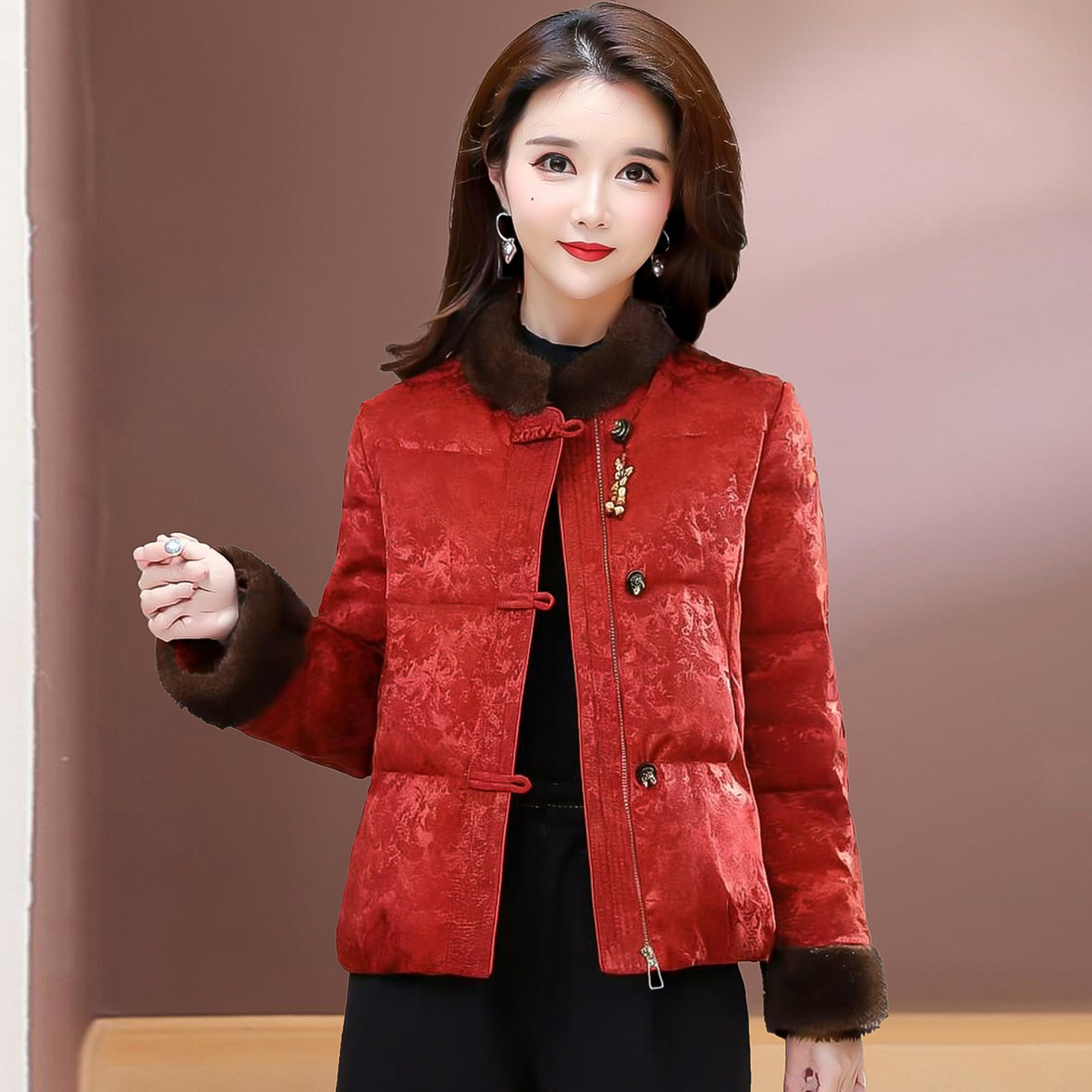 女盘扣毛领洋气外套中年妈妈装
