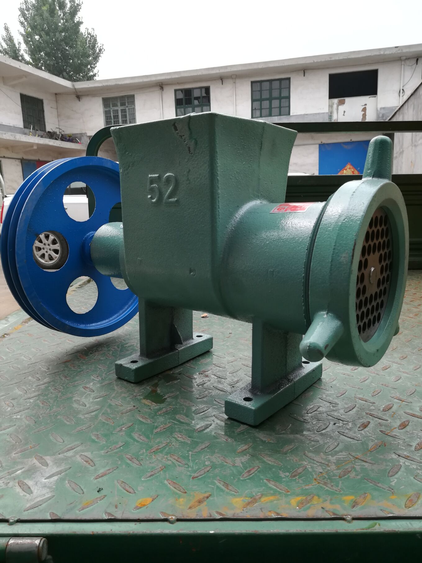 42 52 62大型商用电动绞肉机碎骨鸡骨架碎鱼机绞辣椒和面机i.
