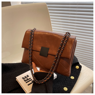 高级质感小包包女2025新款时尚菱格链条斜挎包小众复古腋下邮差包