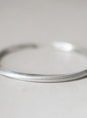 国风男女款足银莫比乌斯环手镯