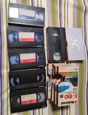 一批废旧录像带随机发货VHS磁带老式录像带不包好坏当收藏品摆件