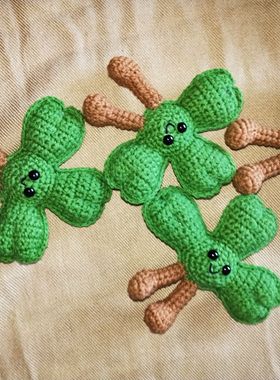 手工钩织针织爱心彩虹三叶草书包背包挂件挂绳钥匙扣jellycat