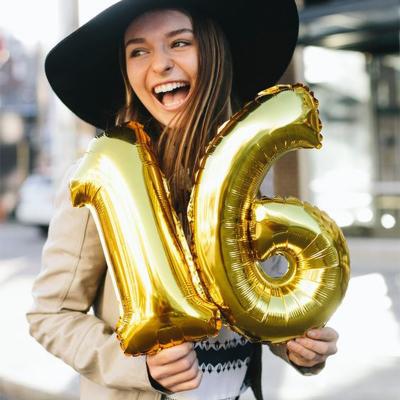 数字纪念日室外庆祝银色铝膜气球