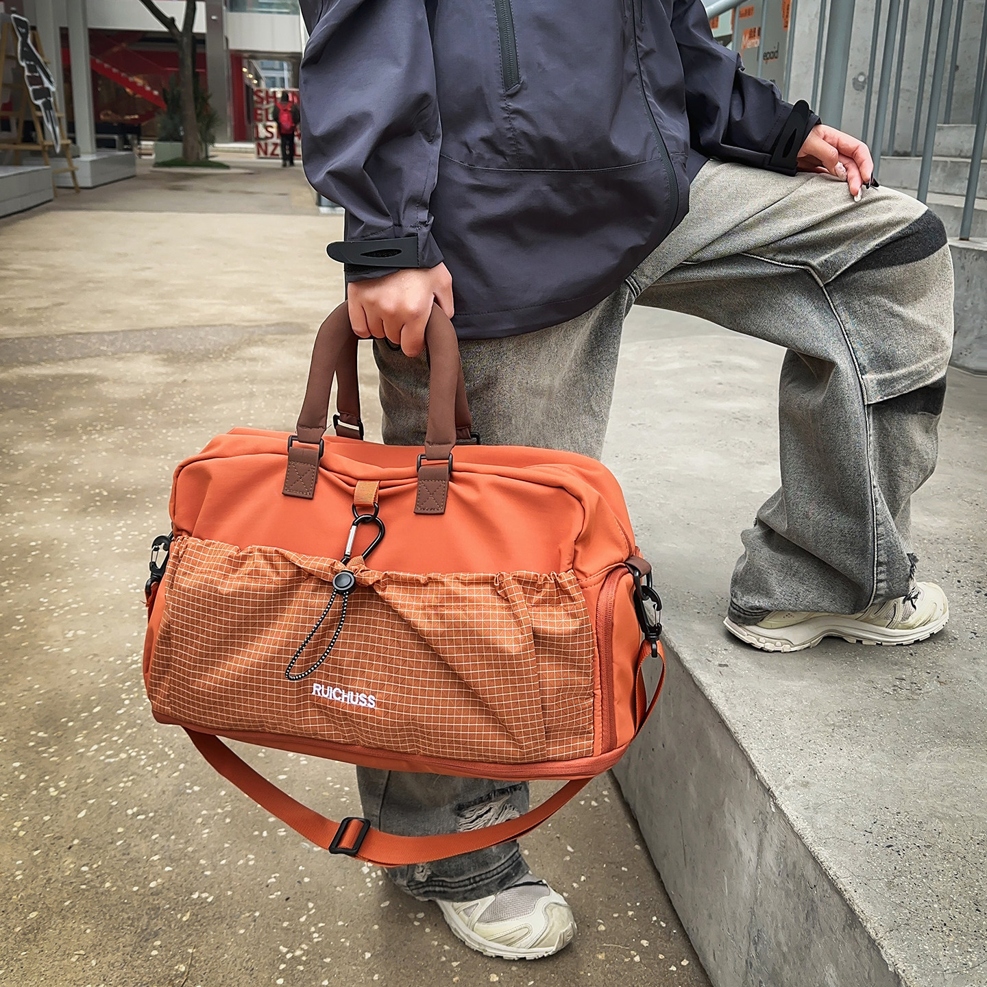 大容量短途出差手提旅行包女轻便时尚旅行袋运动包健身包男行李包