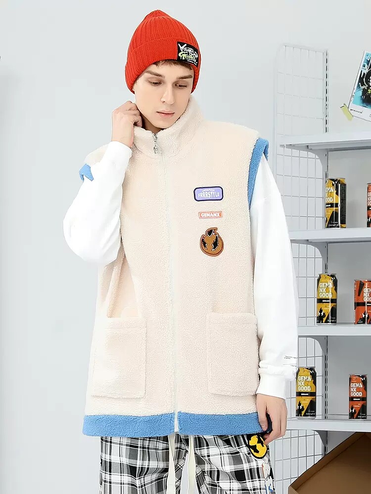 GENANX SHERBET VEST IS A LOOSE COUPLE STYLE CONTRASTING STITCHING AND EMBROIDERED LABEL SLEEVELESS JACKET