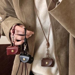 小巧可爱皮质零钱包项链女挂件耳机套皮绳毛衣链长款配饰收纳包包