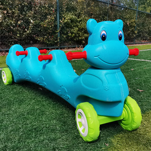 幼儿园双人团队协力车儿童协作户外玩具车比赛车可转弯三人滑行车