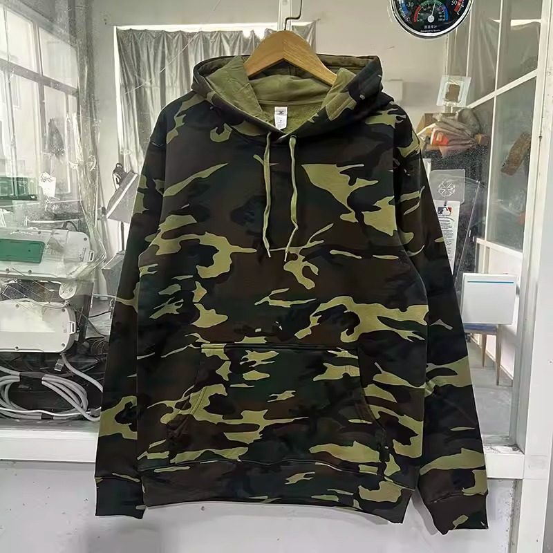 军旅风！秋冬款水洗棉质加绒绿迷彩卫衣宽松版休闲套头连帽中性风