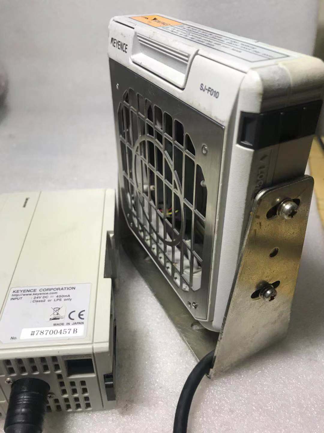 keyence sj-f010 sj-f100w discharge blower with control unit