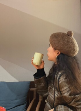 黄黄小卖部 做你的冬日女友~日系复古vintage羊毛球球可爱贝雷帽