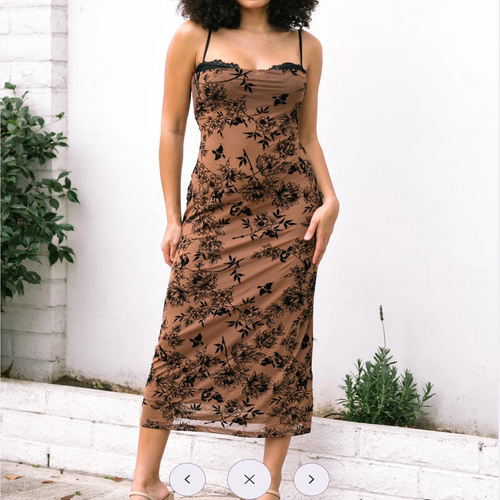 小俞家 for*家棕色植绒花钢圈收腰网纱连衣裙辣妹吊带长裙度假