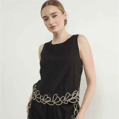 小俞家 Aar*n & Ambe* 休闲简约黑白双色刺绣下摆宽松背心百搭夏