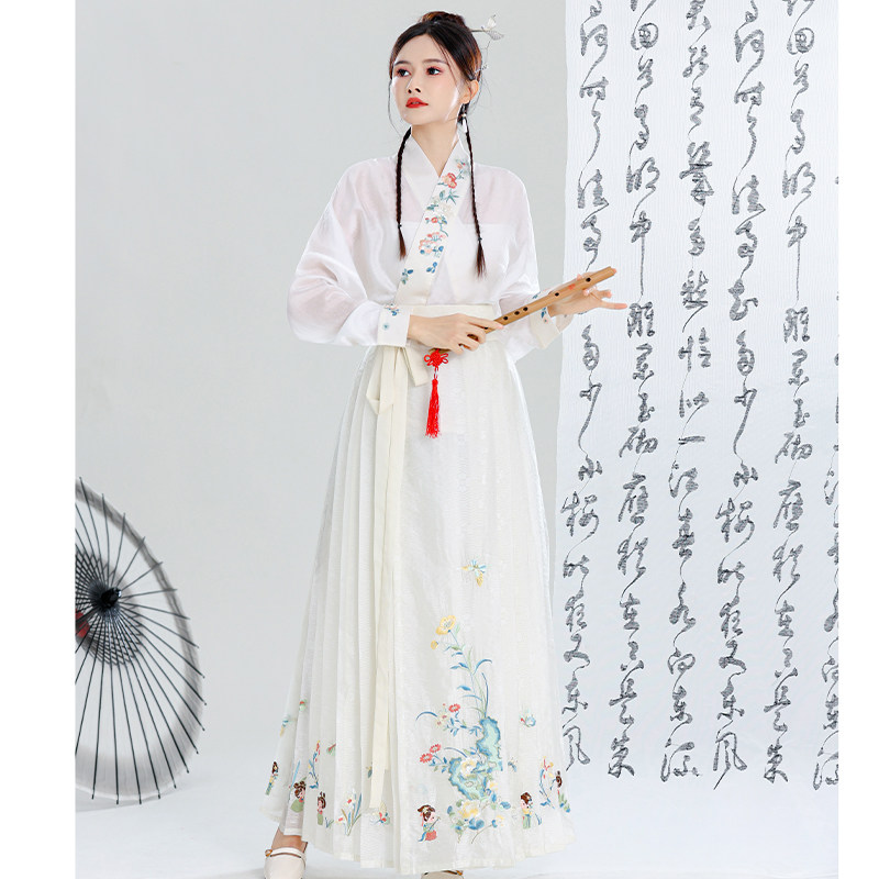 刺绣衬衫一片式马面裙套装