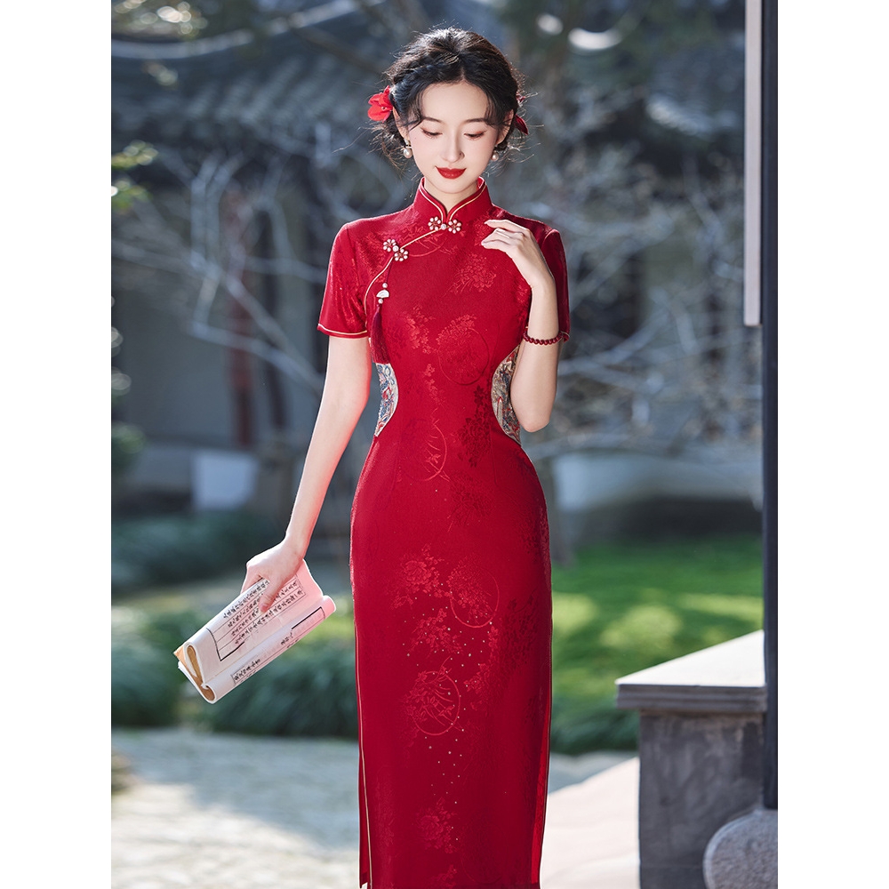 高端红色订婚旗袍改良新中式敬酒礼服高端气质刺绣连衣裙夏季2025
