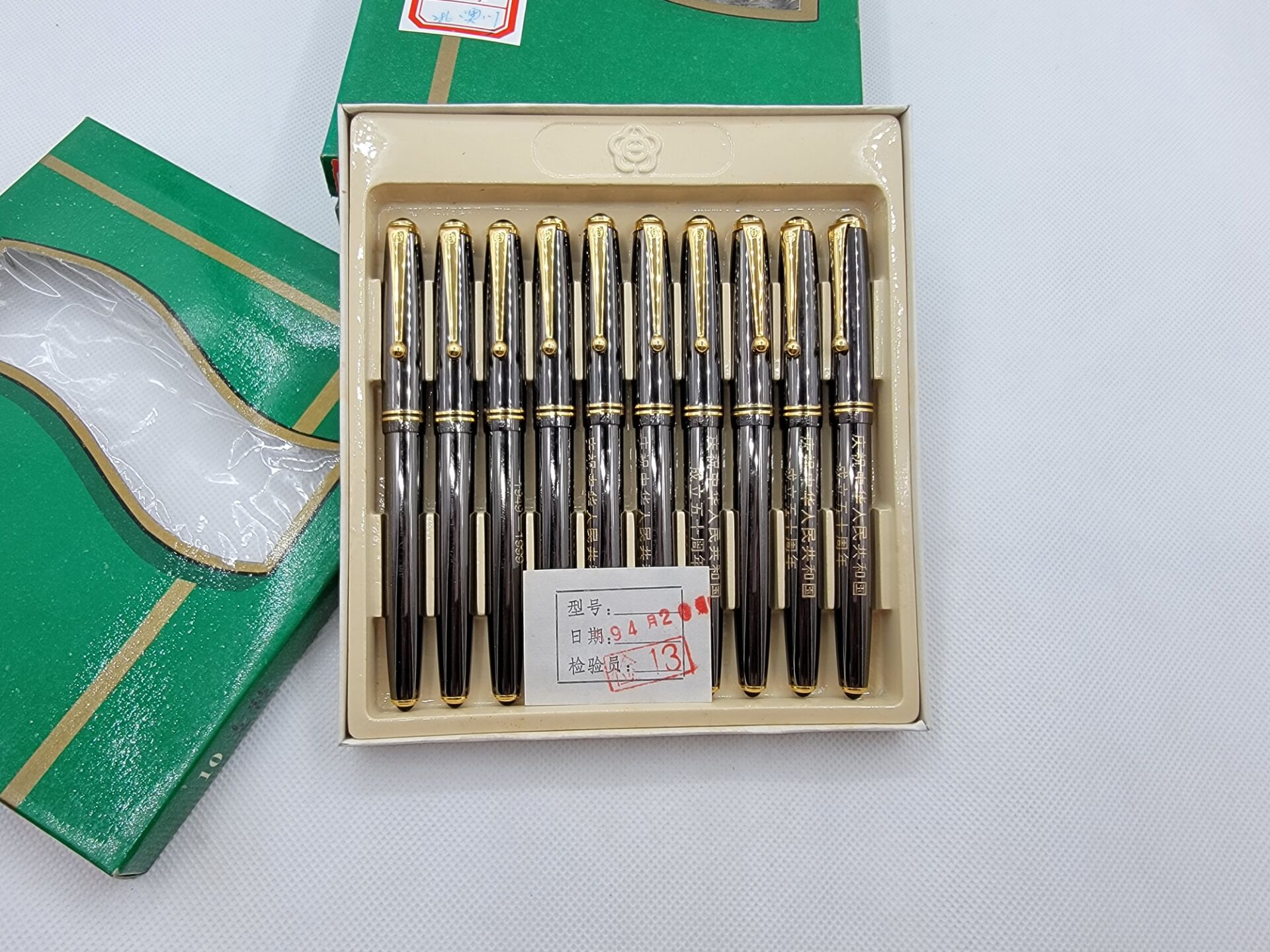 英雄华孚纪念练字全钢铱金笔