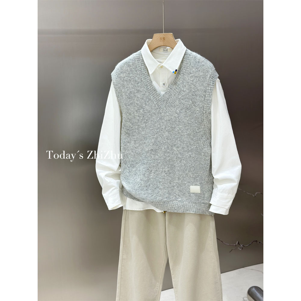 男装简约百搭高级感V领羊毛混纺毛衣马甲  M25621