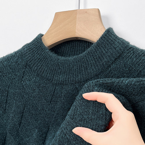 秋冬季提花羊绒衫男宽松保暖毛衣