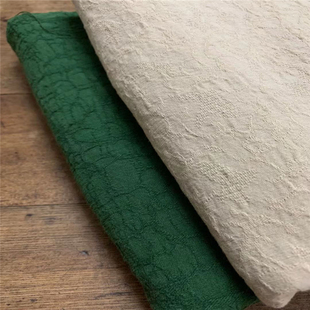 进口品牌定单砂洗麻棉提花凹凸立体花时装面料密度好柔软品质很好