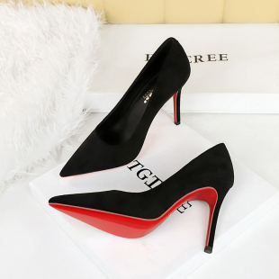 黑色红底高跟鞋女细跟2025新款气质性感尖头通勤绒面职业工作单鞋