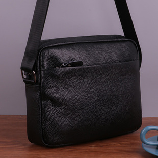 单肩包男款大容量真皮斜挎包2025新款高级感头层牛皮男士便携包奢