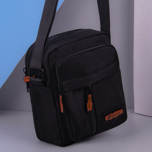 单肩包男款2025新款高级感男士斜挎包牛津布男士便携包休闲手机包