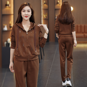高端品牌早秋新款休闲运动套装女春秋简约烫钻连帽运动服遮肉显瘦