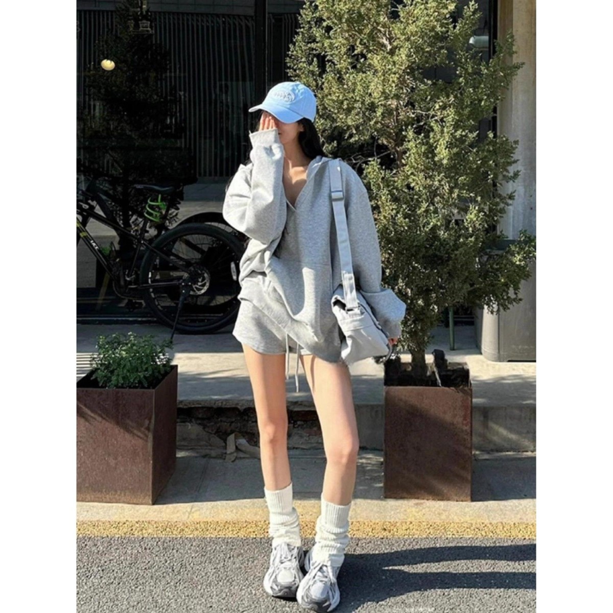 休闲套装女春秋美式复古宽松V领慵懒风连帽长袖卫衣短裤两件套潮,女装/女士精品,时尚套装,淘宝优惠券,粉丝福利购,淘宝优惠卷