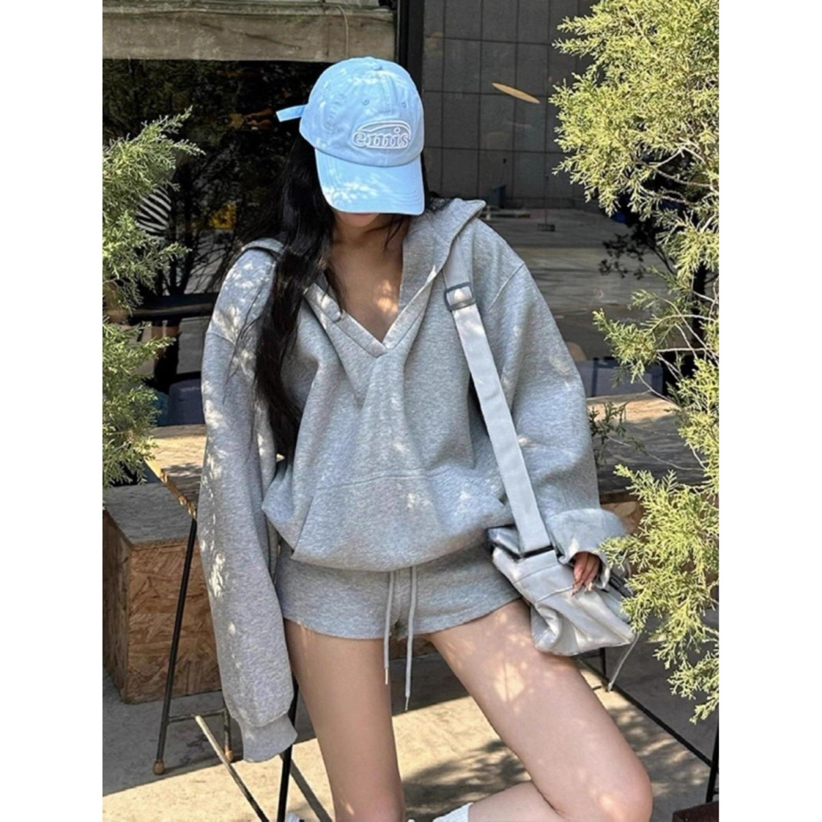 休闲套装女春秋美式复古宽松V领慵懒风连帽长袖卫衣短裤两件套潮,女装/女士精品,时尚套装,淘宝优惠券,粉丝福利购,淘宝优惠卷