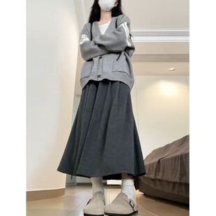 灰色糯米裙子女秋冬2025新款高腰显瘦a字伞裙中长款针织半身裙子