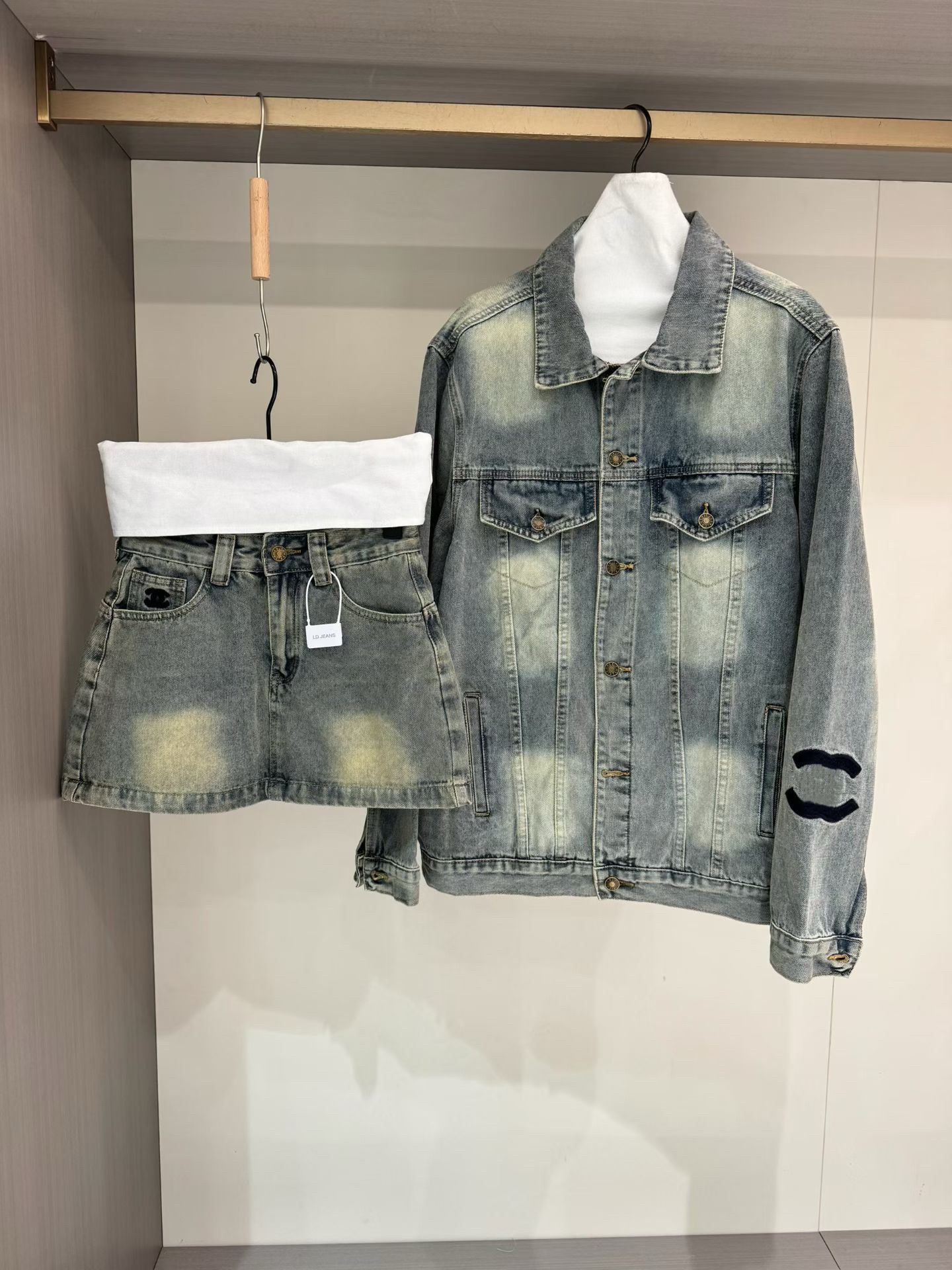 十三行2026春秋韩系洋气宽松帅气百搭水洗牛仔外套短裙套装两件套