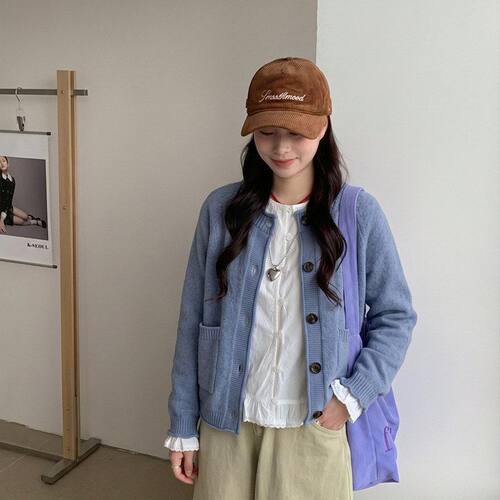 2026秋季新款圆领针织开衫女口袋