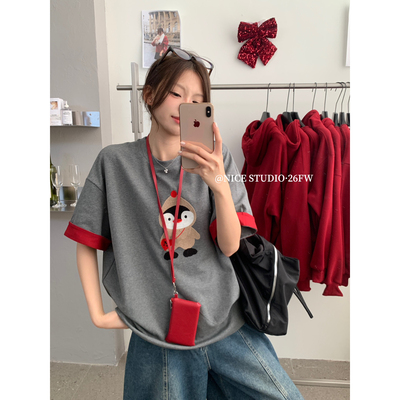 奶思家NICE STUDIO-2026春款上新韩版刺绣假俩件拼色短袖T恤C001