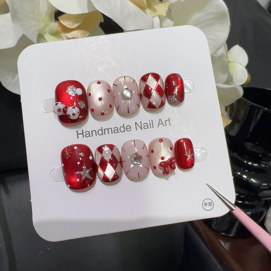 2026新款红运星闪春节穿戴甲红色菱格雪花新年美甲假指甲成品甲片,彩妆/香水/美妆工具,穿戴甲/甲片,淘宝优惠券,粉丝福利购,淘宝优惠卷