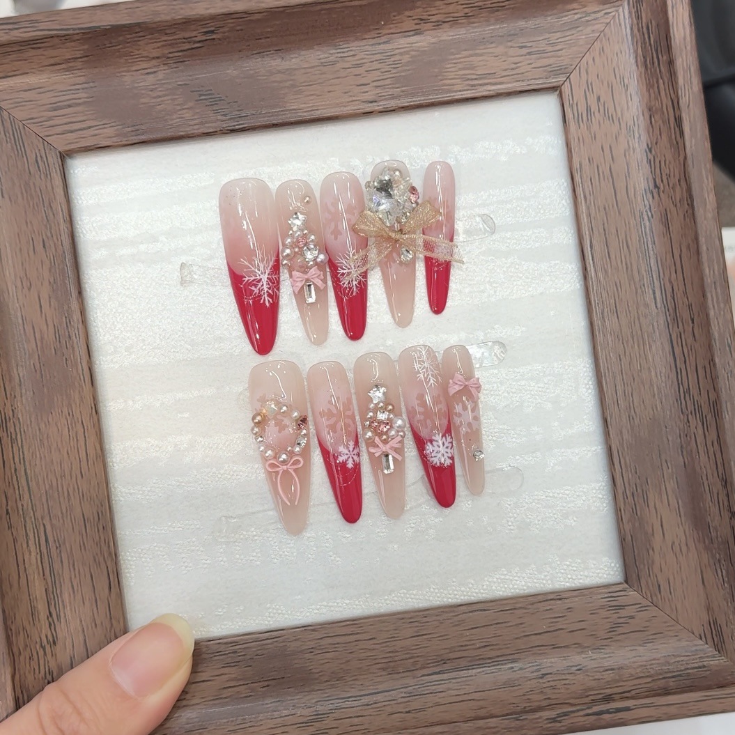 玫红雪花日常穿戴甲甜酷氛围感