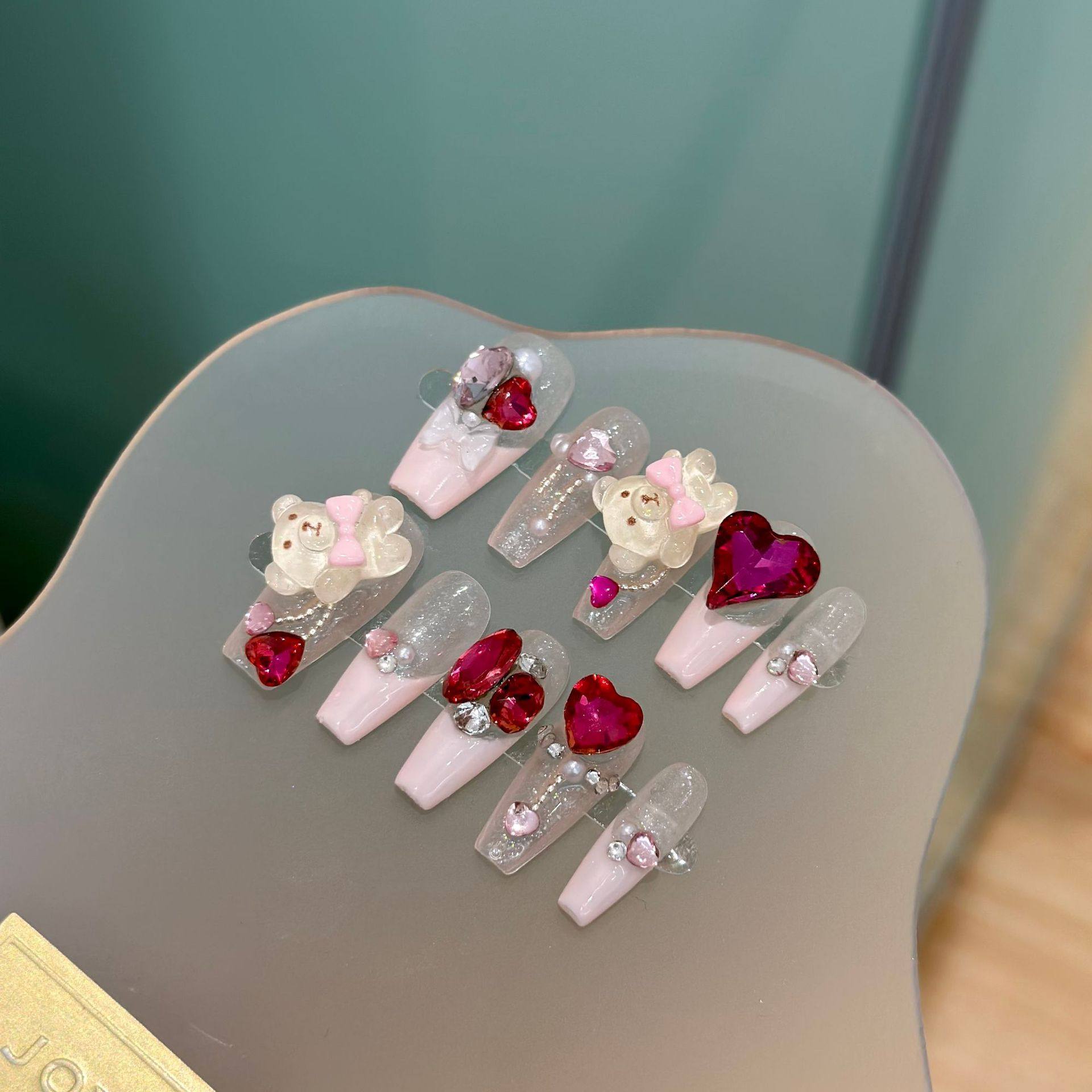 可爱卡通小熊手工美甲贴穿戴甲法式粉边彩钻爱心蝴蝶结浪漫假指甲,彩妆/香水/美妆工具,穿戴甲/甲片,淘宝优惠券,粉丝福利购,淘宝优惠卷