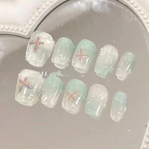 ins清透薄荷绿小清新手工穿戴甲纯欲春日之恋翩翩蝴蝶短款美甲贴