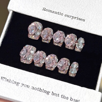 爆闪满铺细闪亮片粉色大钻穿戴甲