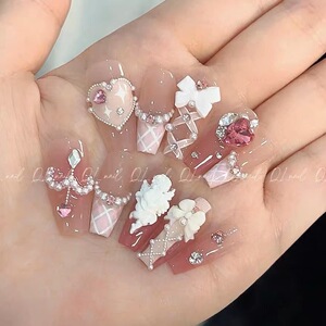 手工穿戴甲美甲裸粉色蝴蝶结立体丘比特玻璃珠带钻新娘婚纱假指甲