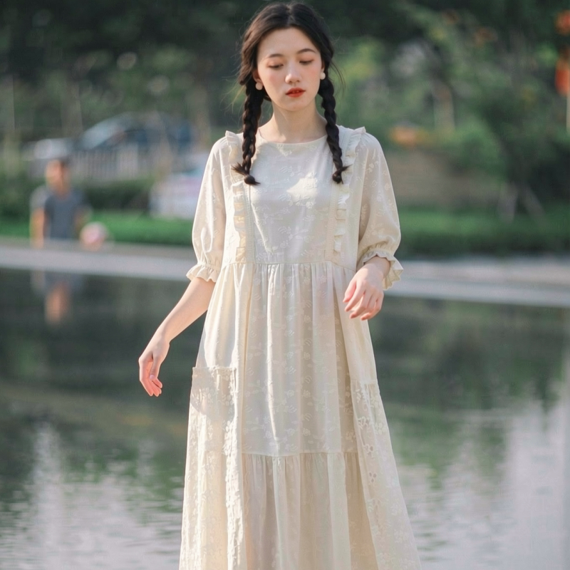 微笑向暖 森女绣花宽松连衣裙 复古拼蕾丝显瘦中长款裙子