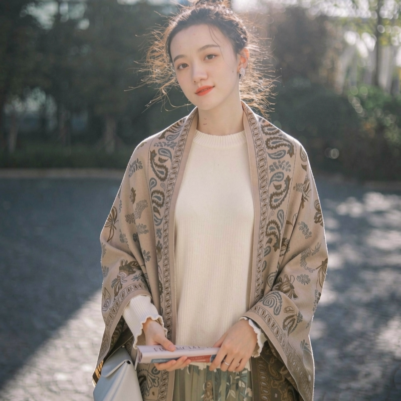 微笑向暖 同款围巾披肩羊绒抖篷披风丝巾长条高级感女仿羊绒