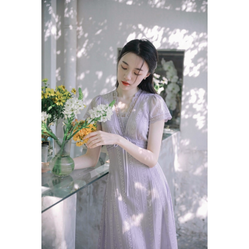 微笑向暖 紫色v领短袖蕾丝收腰连衣裙女夏季法式复古气质a字裙子