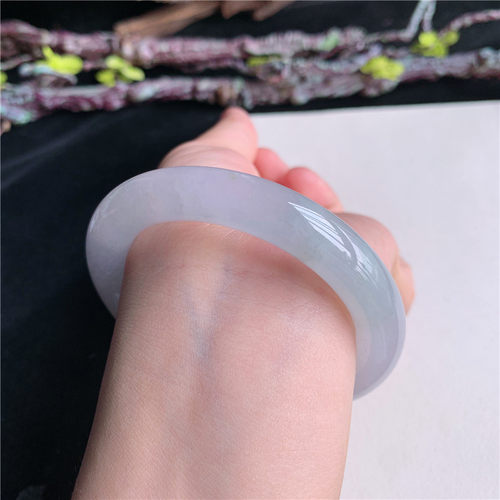 6月新品 鸿玉翡翠54圈口冰糯种淡紫淡绿圆条玉手镯女款38F70612