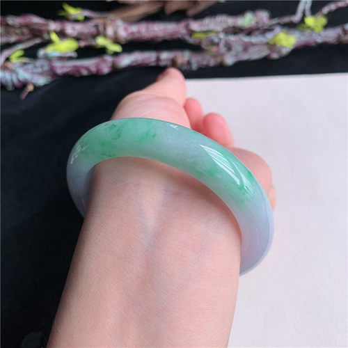 6月新品 鸿玉翡翠56圈口冰糯种紫底飘阳绿正圈玉手镯女款3B20625