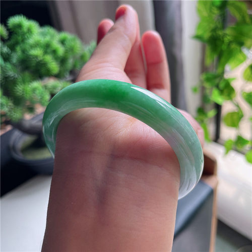 9月新品 鸿玉翡翠57圈口冰糯种紫韵飘阳绿正圈玉手镯女款2W40925