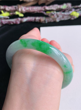 5月新品 鸿玉翡翠58圈口冰糯种飘阳绿圆条玉手镯女款正品12F70523