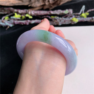 6月新品 鸿玉翡翠55圈口冰糯种飘阳绿飘绿圆条玉手镯女款6F70618