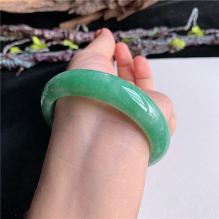 7月新品 鸿玉翡翠56圈口冰糯种飘阳绿正圈玉手镯女款正品22V90723