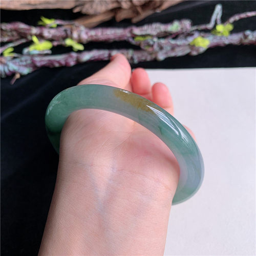6月新品 鸿玉翡翠61圈口冰糯种飘黄翡飘绿花圆条玉手镯女39F70625