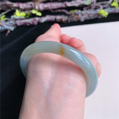 5月新品 鸿玉翡翠55圈口冰糯种飘黄翡圆条玉手镯女款正品29G50527